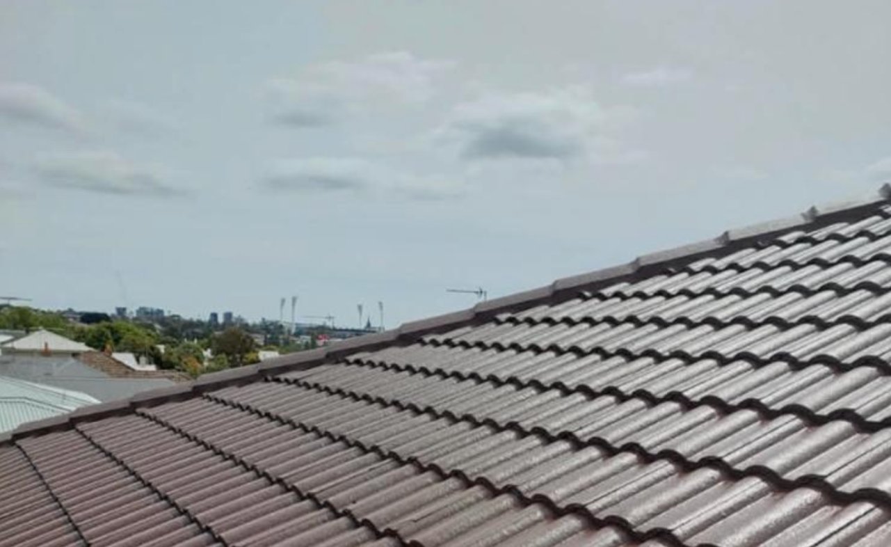 Metal roof painting Geelong